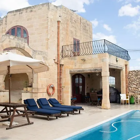 Farmhouse In Mgarr, Malta Вилла *