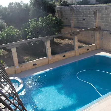 Farmhouse In Mgarr, Malta L-Imgarr